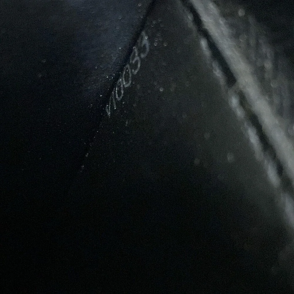Louis Vuitton Porte Documents Lozan Taiga Business Bag M30052
